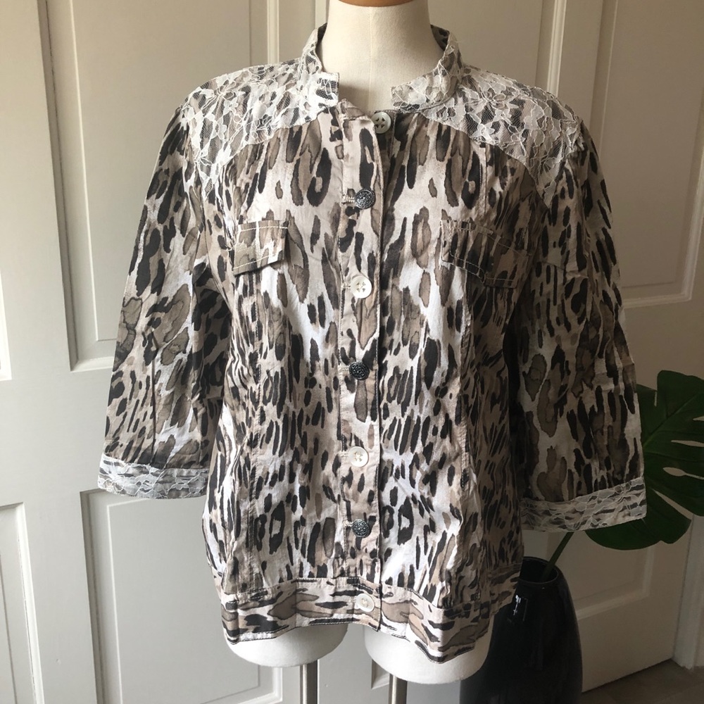 Chico’s lightweight jacket 3